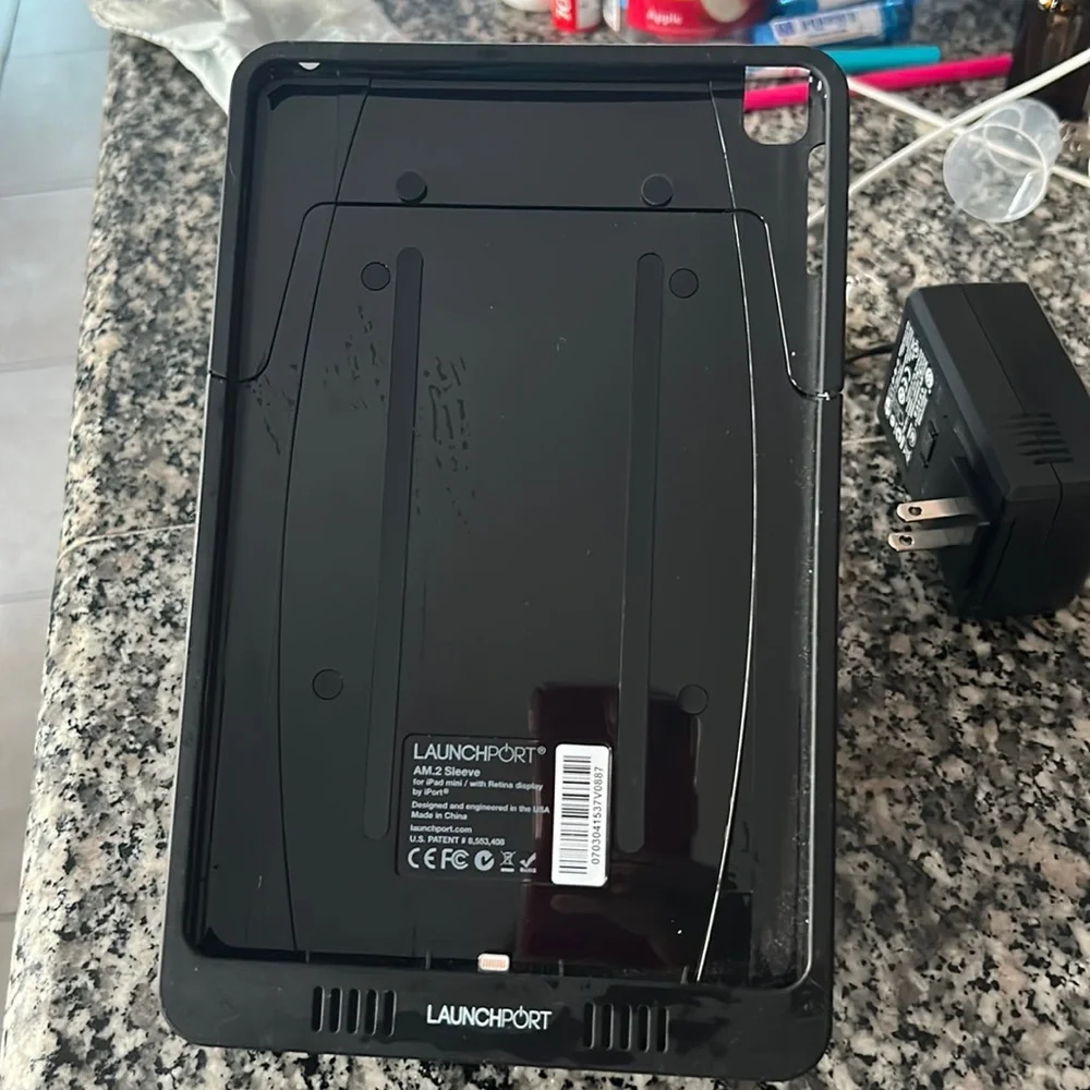 Mini iPad charger station